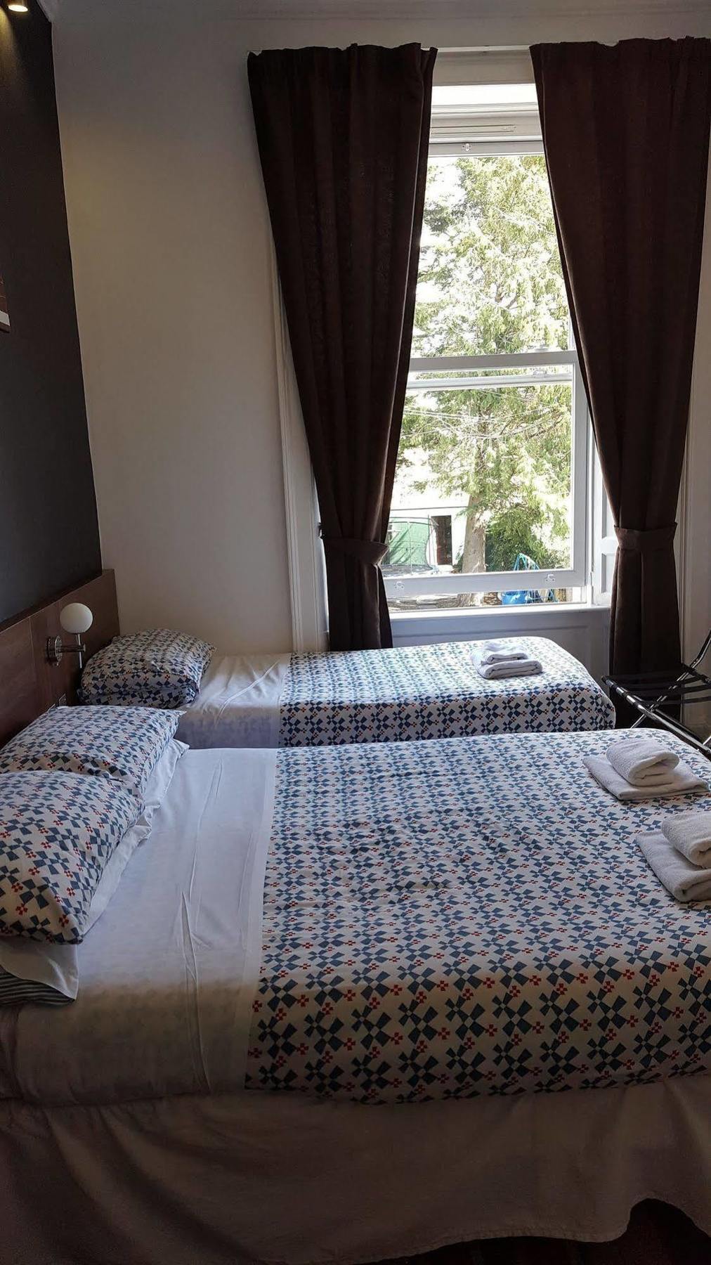惠特比樱花旅馆住宿加早餐旅馆 外观 照片
